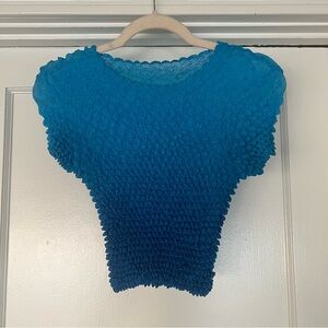 Turquoise gradient/dip dye retro popcorn stretch top